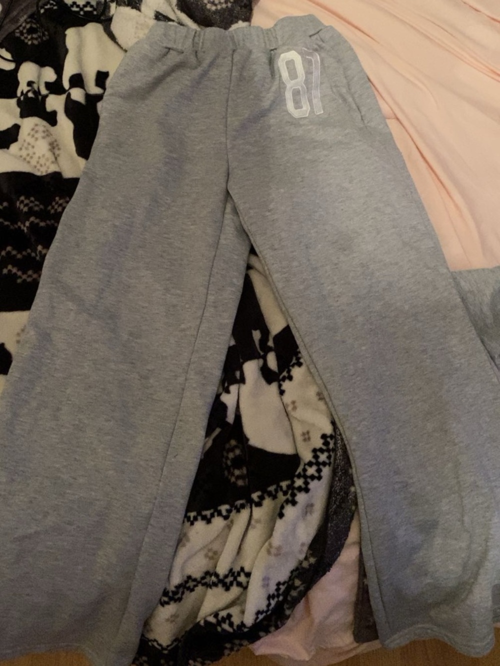 sweatpants